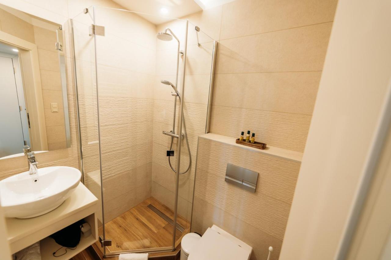 Labashaz Debrecen Bed & Breakfast エクステリア 写真